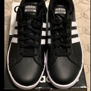 Men’s ADIDAS Cloudfoam sneakers - Size 11.5. New